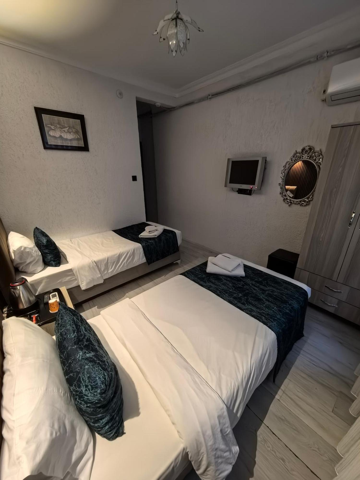 Hotel Estambul ภายนอก รูปภาพ