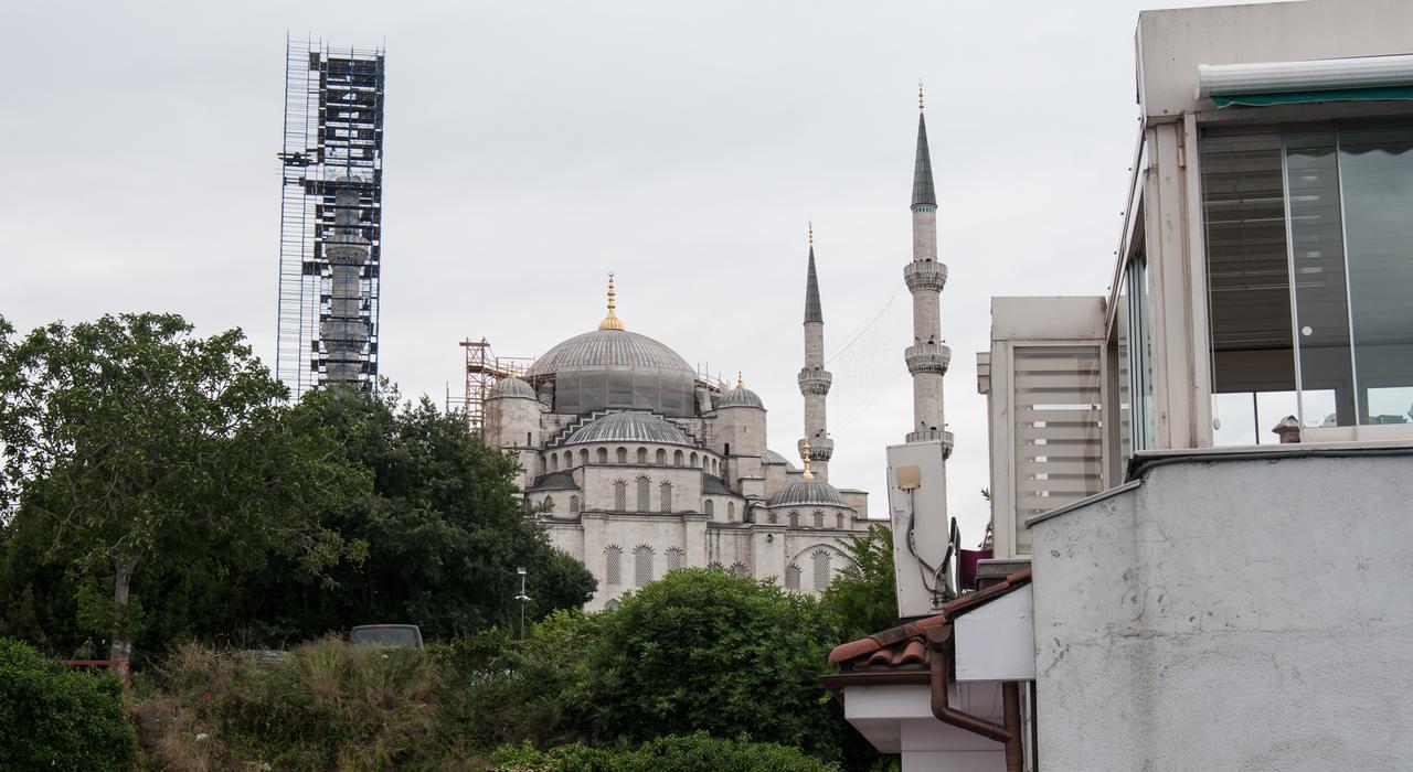 Hotel Estambul ภายนอก รูปภาพ